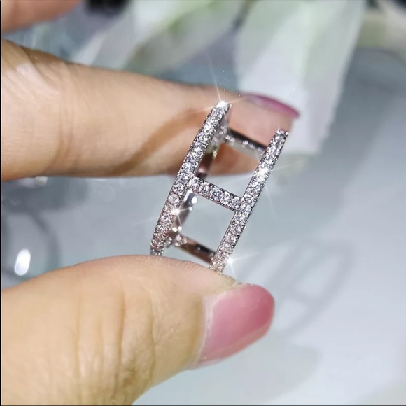 New Halo luxury 925 Silver Double Layer Ring - Picture 4 of 5